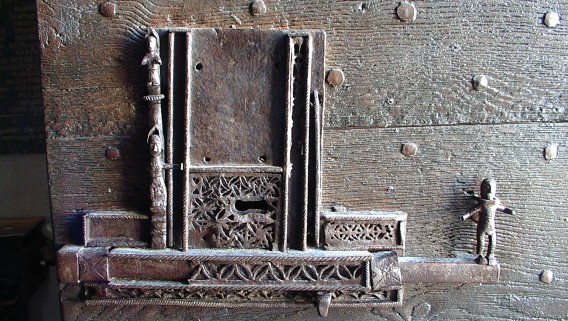 Eglise Saint-Martin de Nedde et son verrou - 1