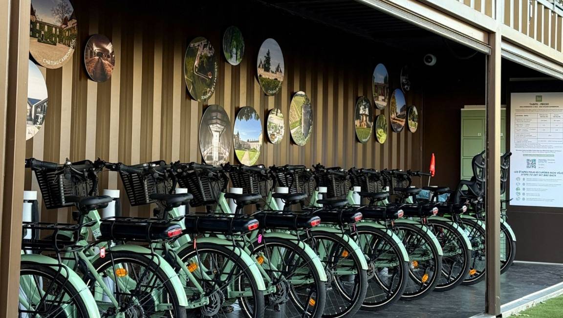 La Bulle Verte station in Cérons - 1